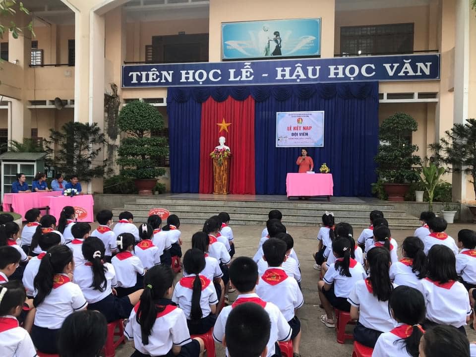 Lễ kết nạp Đội viên Năm học 2022-2023